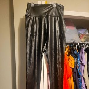 Faux leather leggings